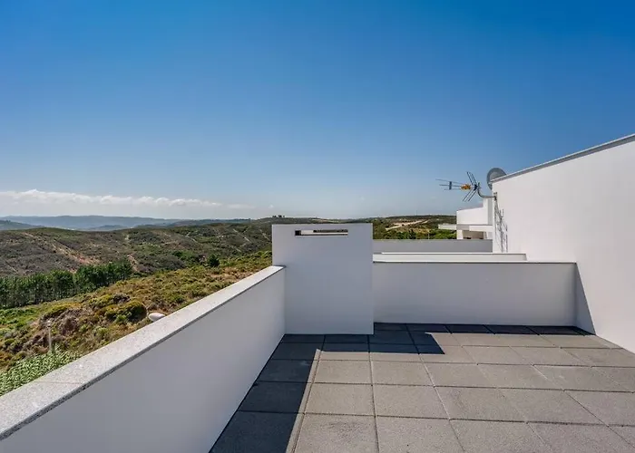 Happiness Apartment - 2Bedroom Apt In Aljezur