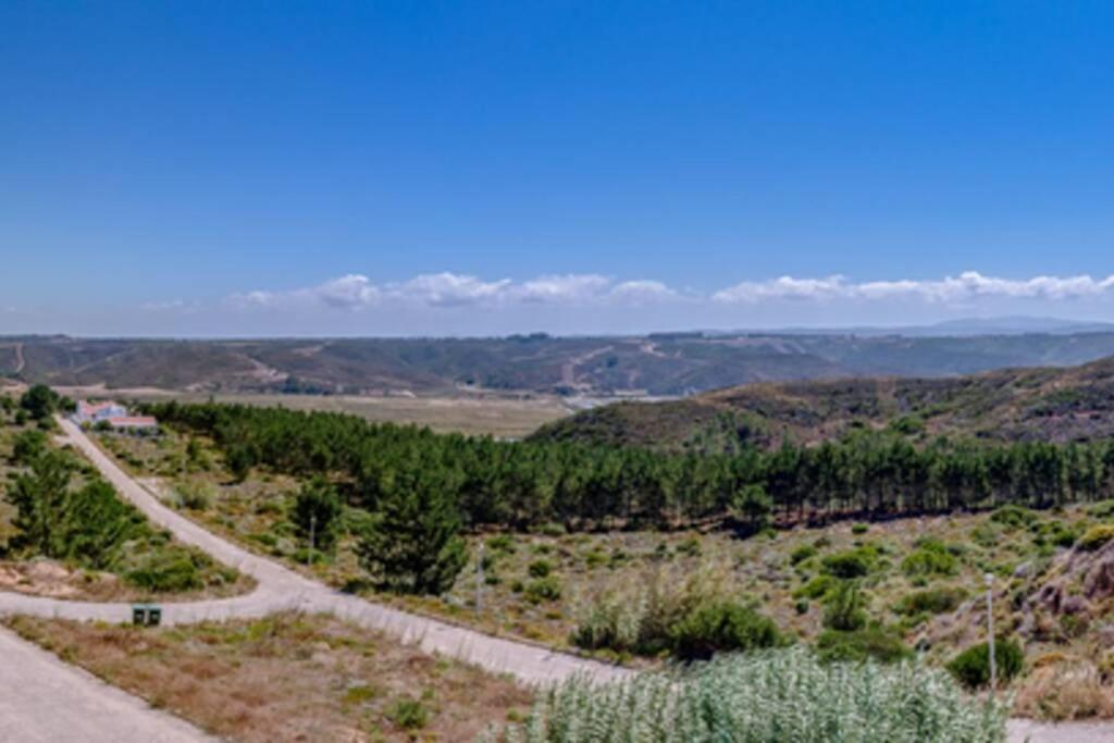 Happiness - 2bedroom In * Aljezur